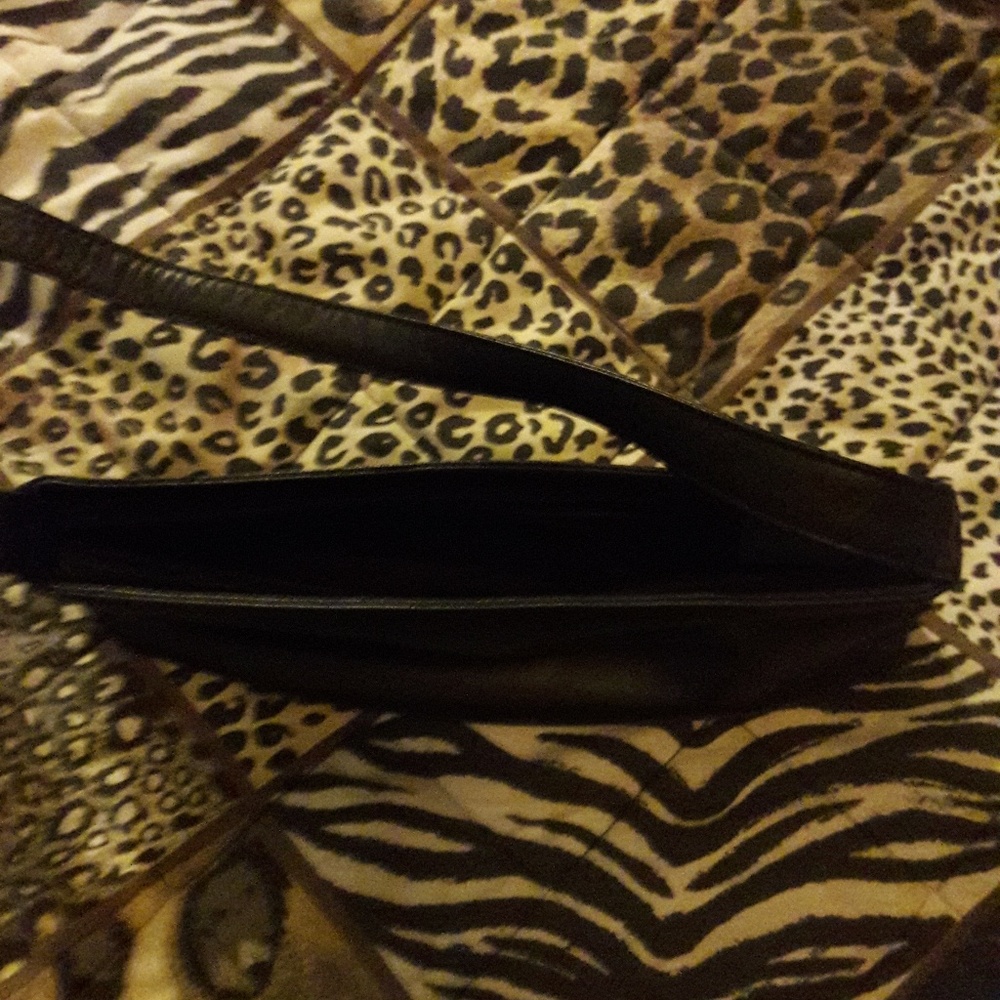 Purse - Picture 3 of 3